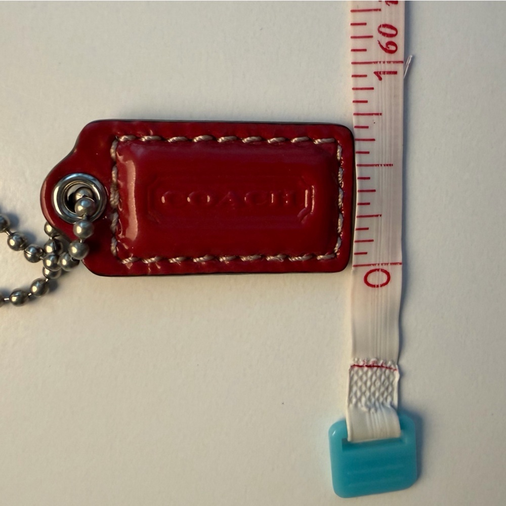 Vintage Coach Mini Red Patent Leather HangTag - Picture 3 of 4